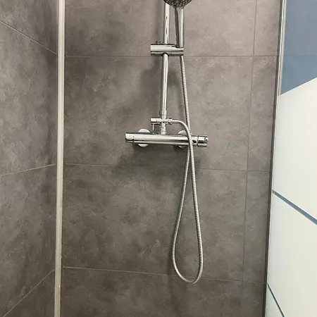 Le Terracotta - Cosy, Centre Ville, Fibre * Ardres